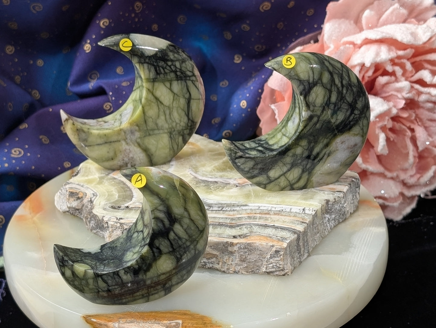 Serpentine with Calcite Moons