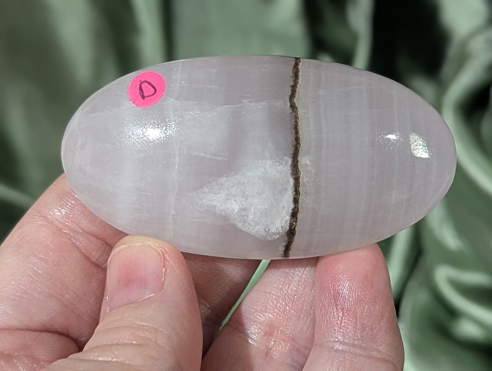Smoky Mangano Palm Stone