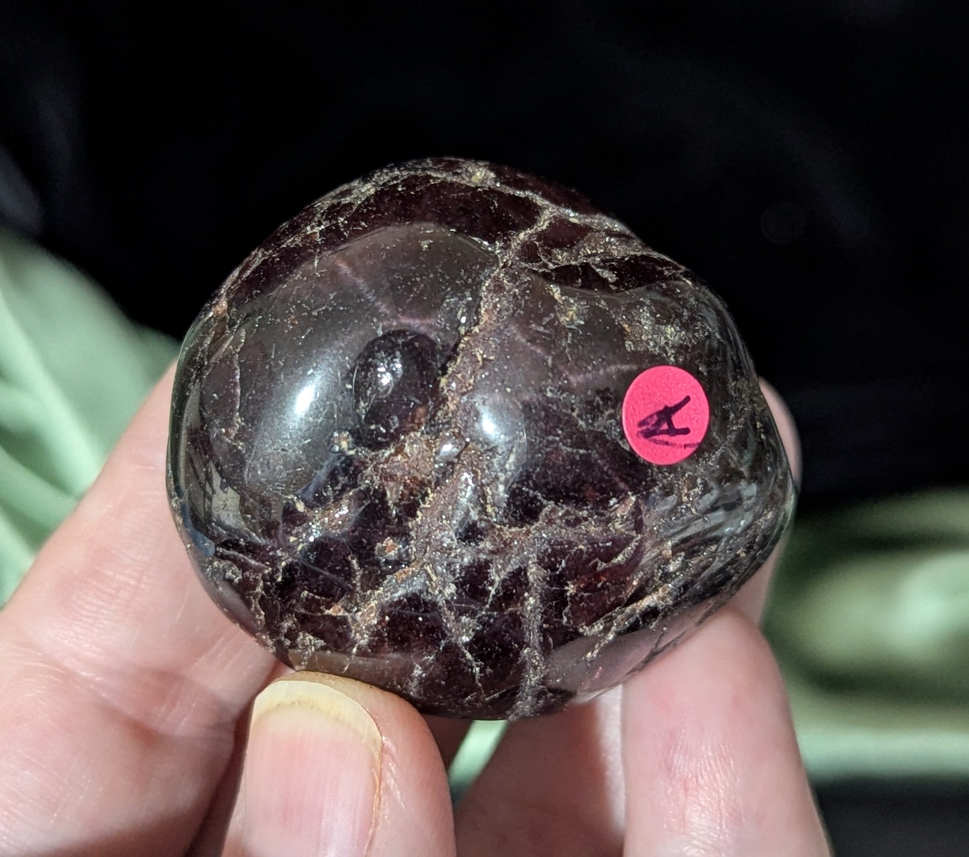 Tumbled Garnet Palm Stone