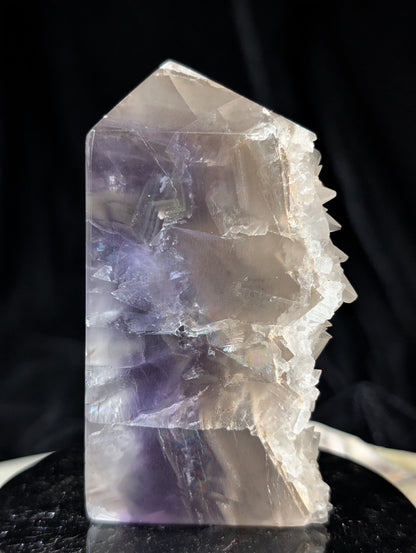 UV Reactive Calcite and Cubic Fluorite Tower