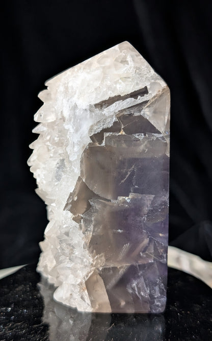 UV Reactive Calcite and Cubic Fluorite Tower