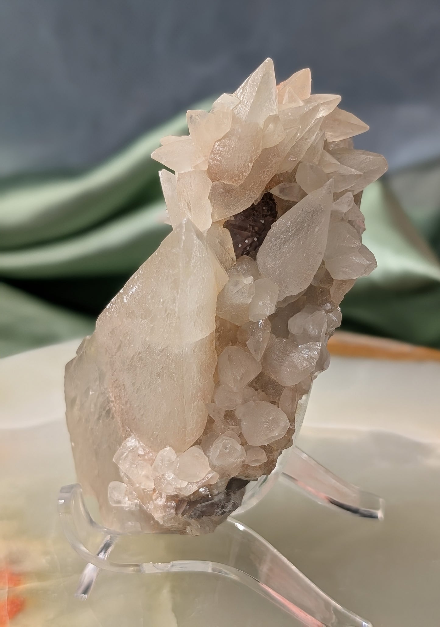 UV Reactive Dragon Tooth Calcite Specimen