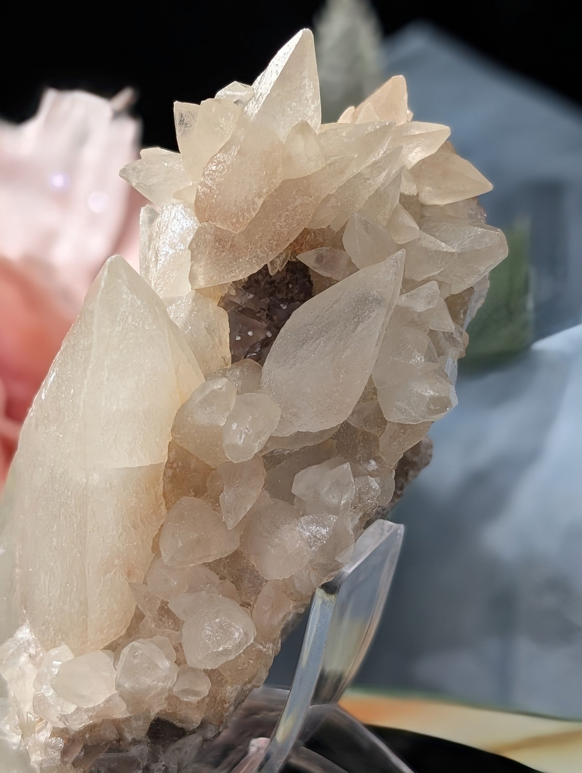 UV Reactive Dragon Tooth Calcite Specimen
