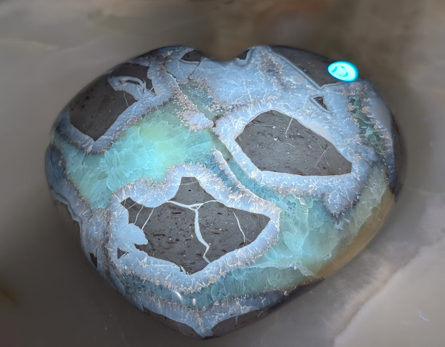 UV Reactive Puffy Septarian Heart