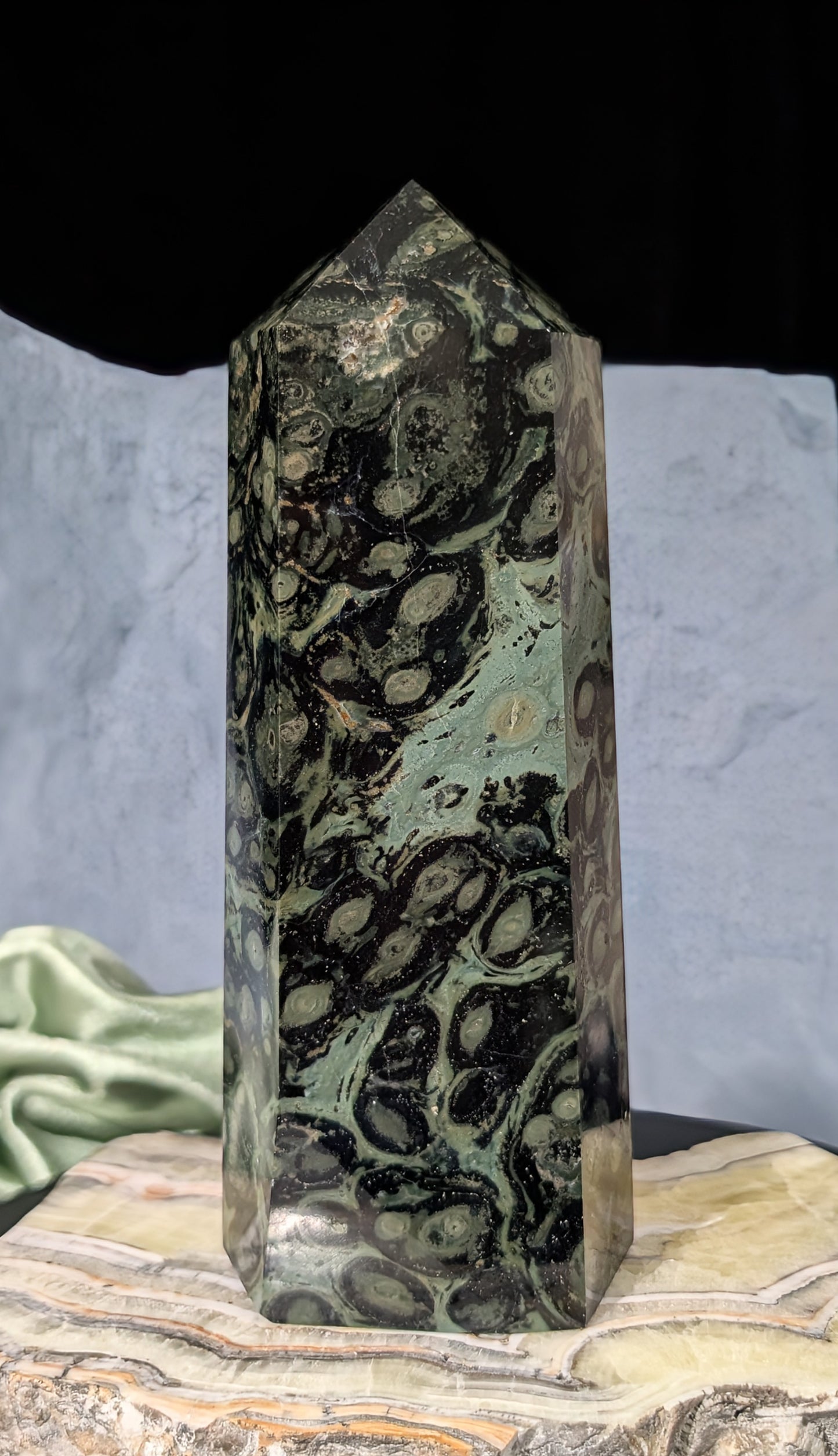 XL Kambaba Jasper Tower