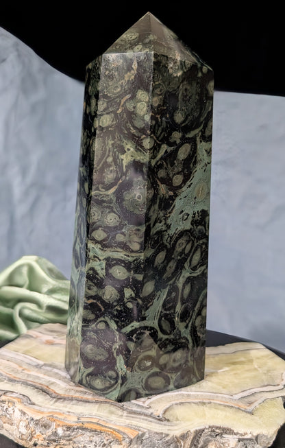 XL Kambaba Jasper Tower