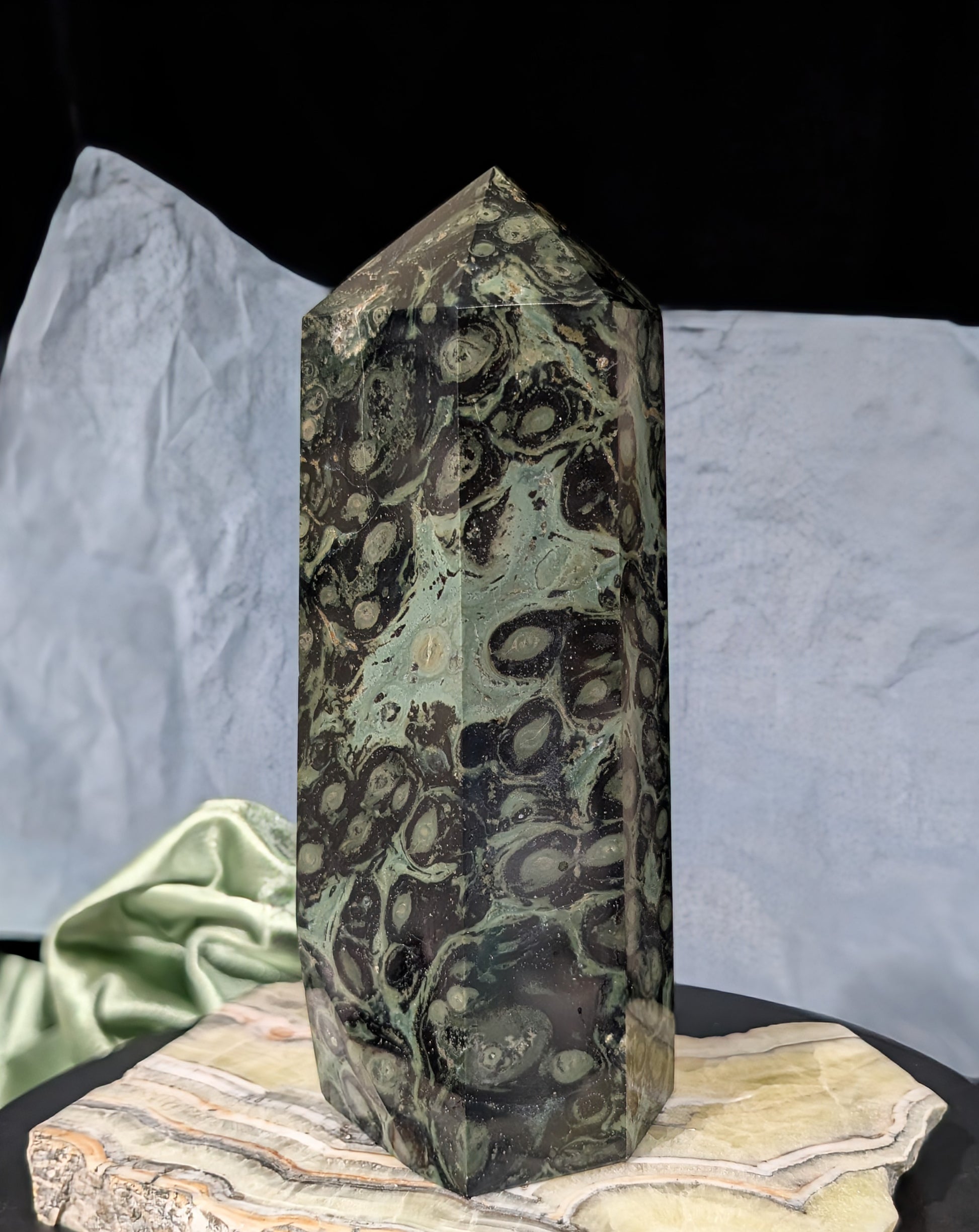 XL Kambaba Jasper Tower