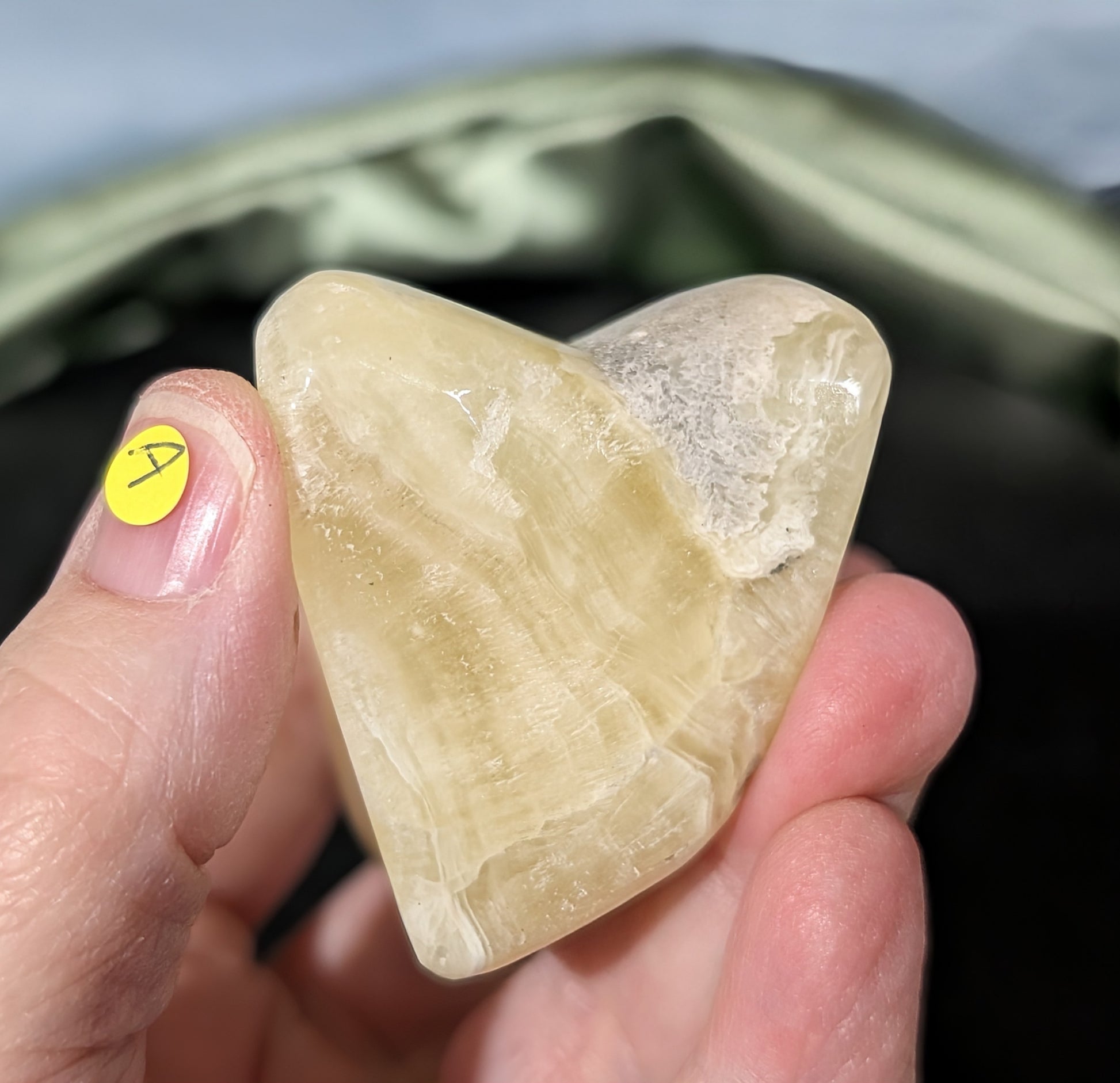 Yellow Brucite Freeform 1A4