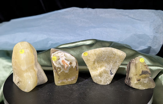 Yellow Brucite Freeforms