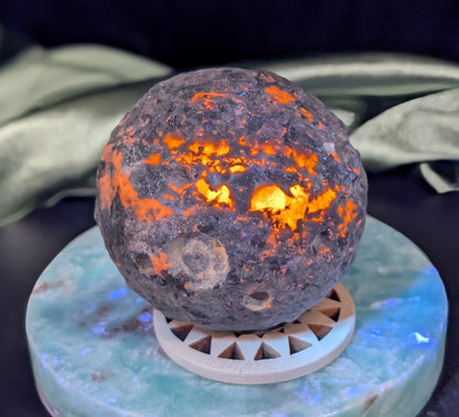 UV Reactive Yooperlite Moon Carving
