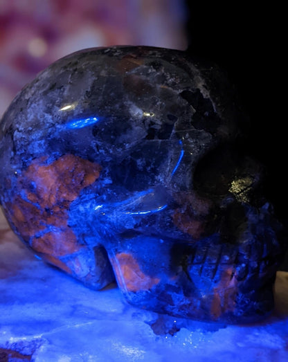 Hand Carved Yooperlite Skull ~ Glowing Crystal Skull