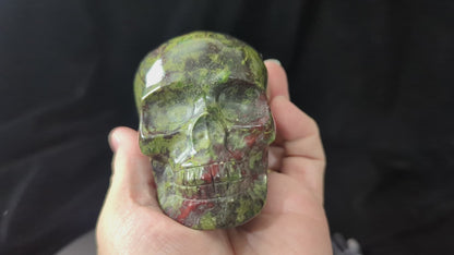 Dragon Bloodstone Skull