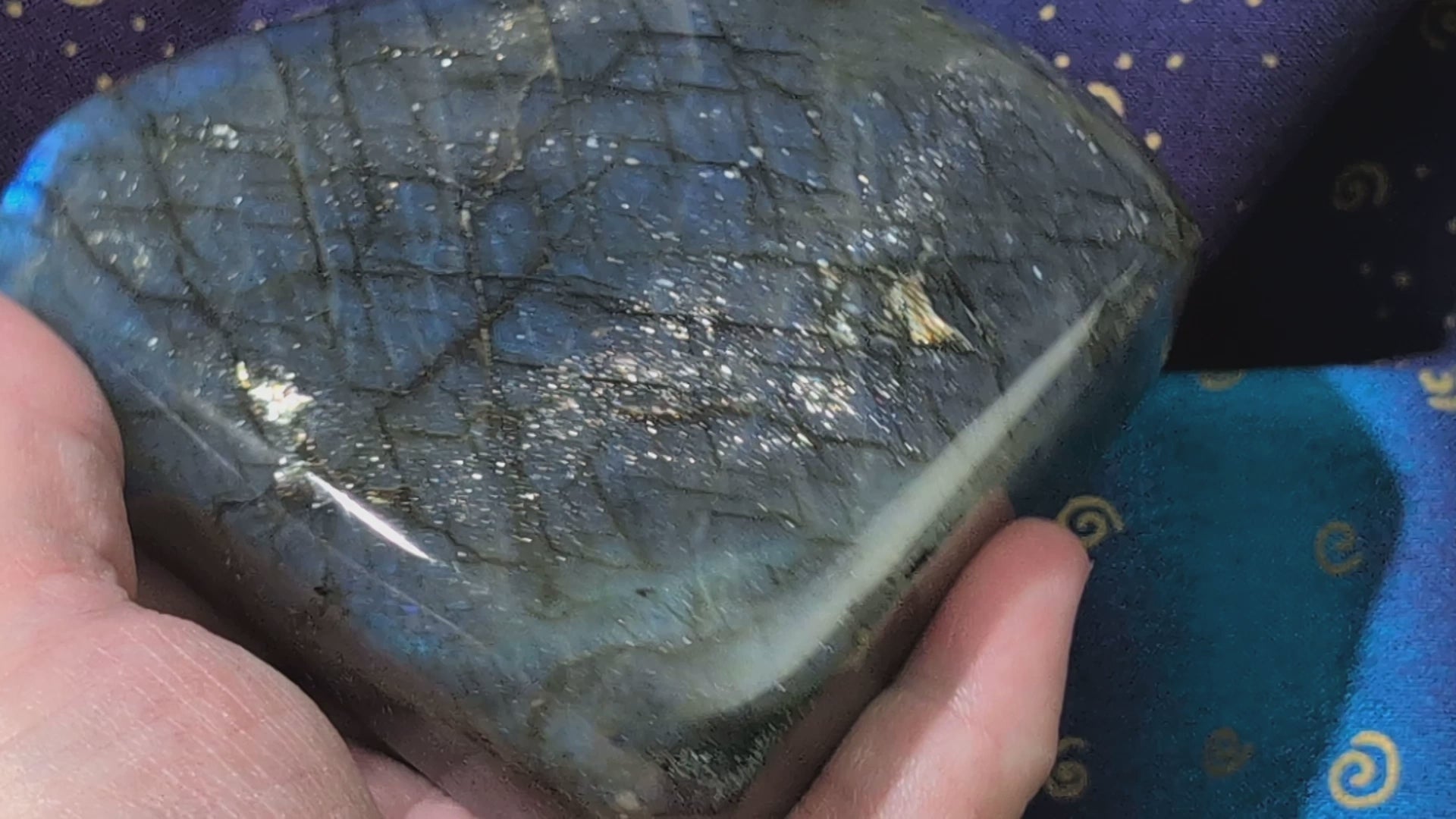 Flashy Blue Labradorite Freeform